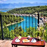 Lucija *