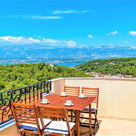 Lucija Novigrad (Dalmatia)