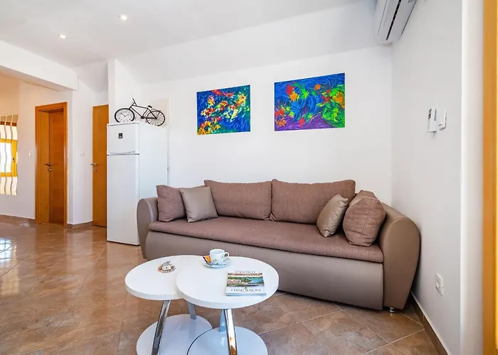 Apartman Lucija Novigrad (Dalmatia)