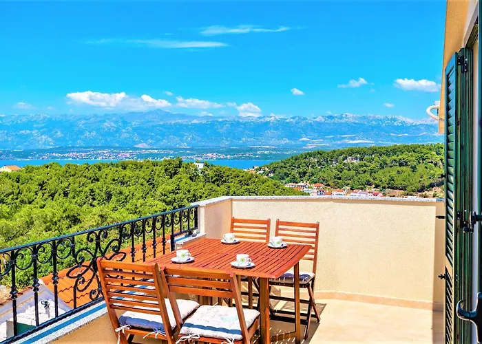 Lucija Novigrad (Dalmatia)